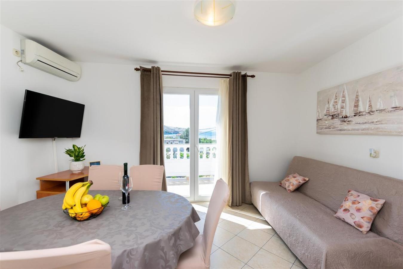 Apartment Dragan I Slavica Lopar Eksteriør bilde